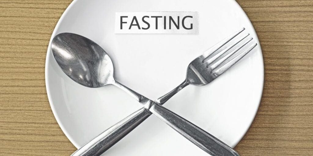 faith-fasting-white-plate-1100x879 faith-fasting-white-plate-1100x879
