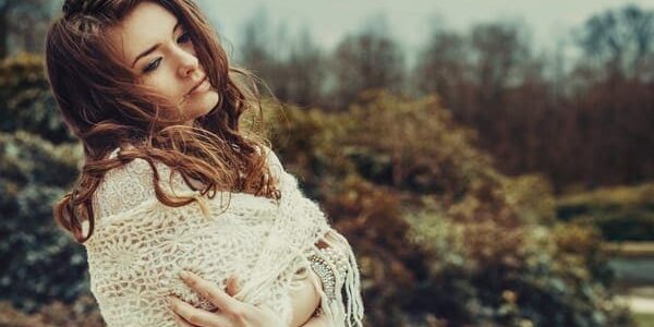 self-esteem-woman-hugging-herself self-esteem-woman-hugging-herself